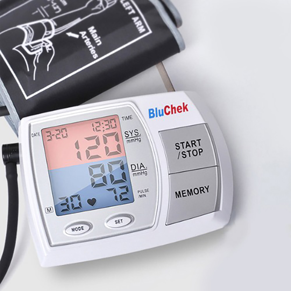 블루첵 팔뚝형 전자혈압계 HL888hs - 자동혈압측정